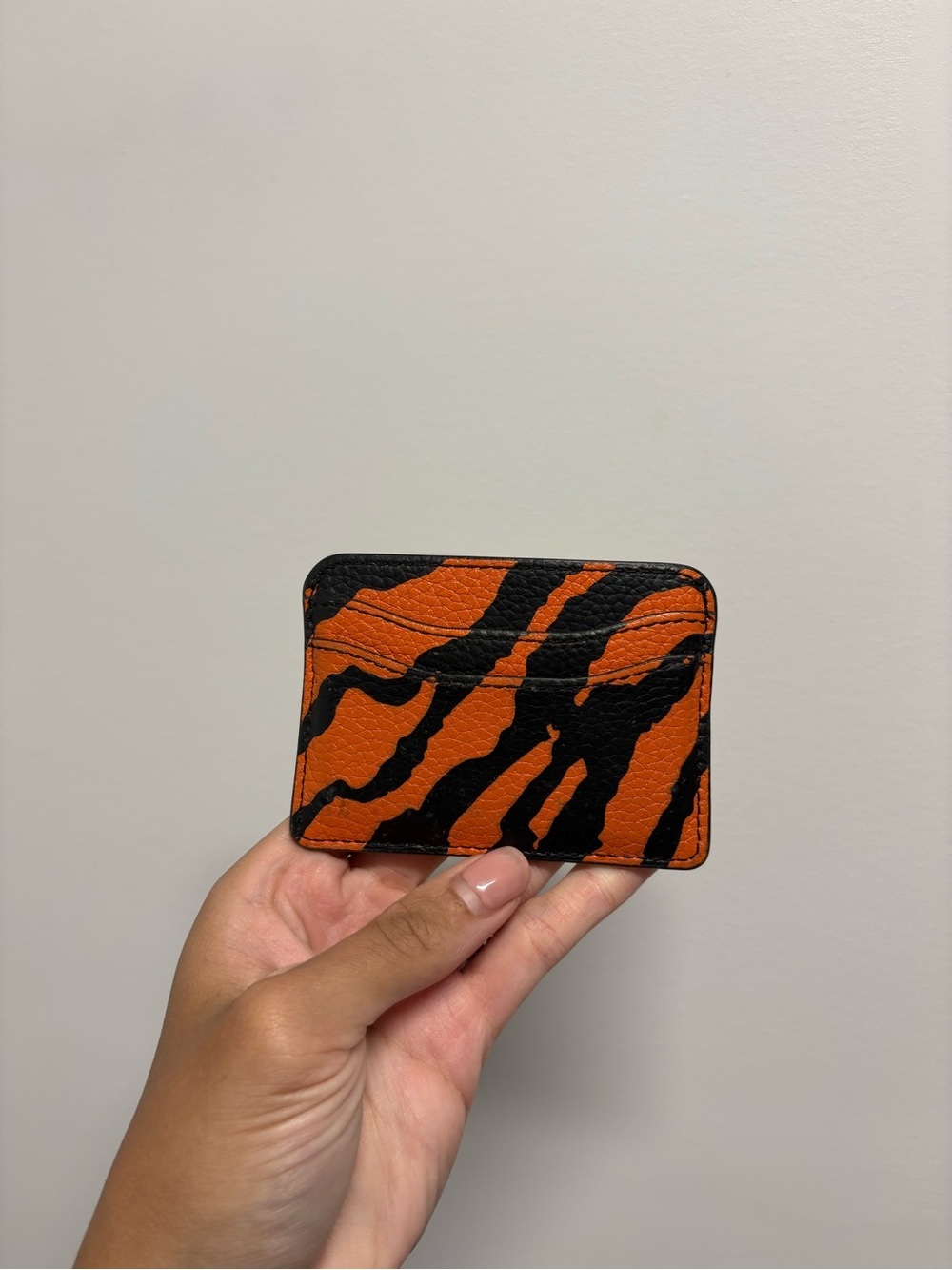 Marc Jacobs Orange and Black Tiger Stripe Leather Card Holder - Picture 4 of 4